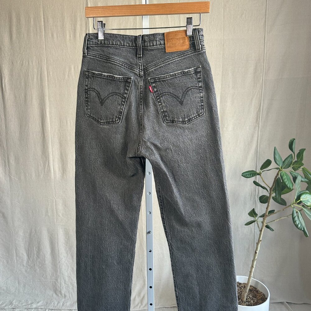 Levi's Ribcage Straight Ankle Women's Jeans - Picture 2 of 7